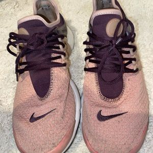 Women’s Nike Air Prestos “Port Wine”